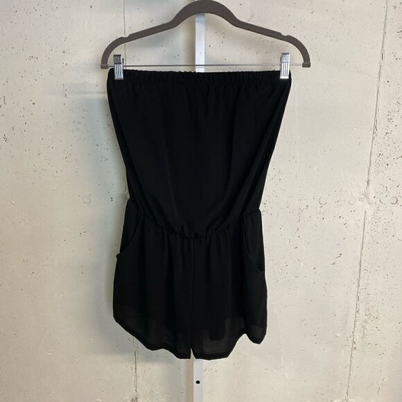 3 for $30 TYCHE Black Strapless Romper - Picture 5 of 5